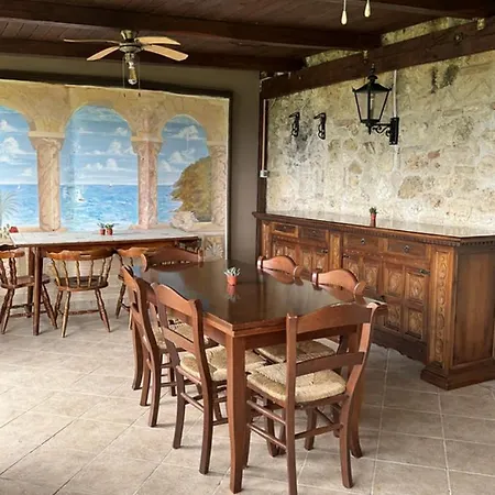 Italian Hillside Retreat Just One Hour From Rome דירה *